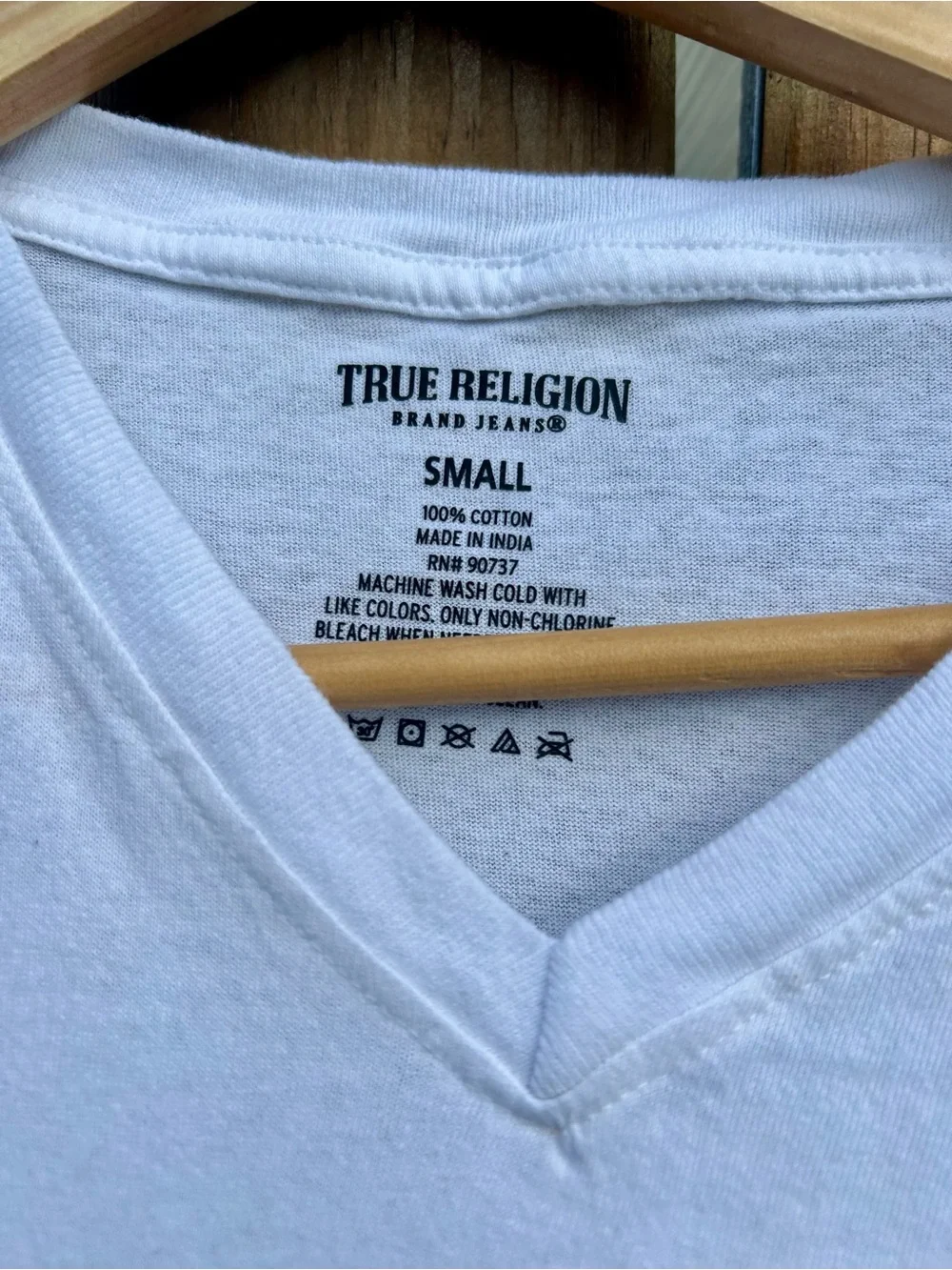True Religion Shirt White Short Sleeve Tee with Red Horseshoe Logo